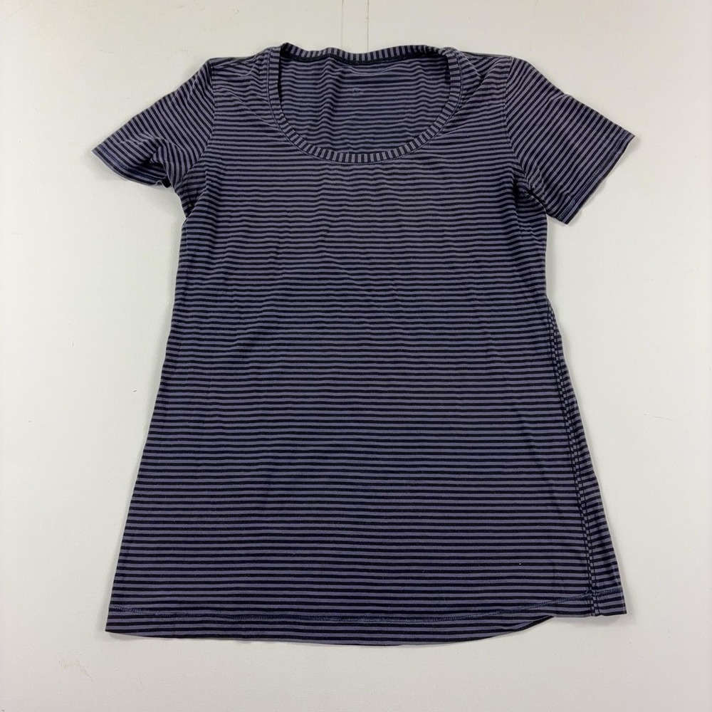 Lululemon Striped Scoop Neck Tee Womens 6 Purple Black Short Sleeve Yoga